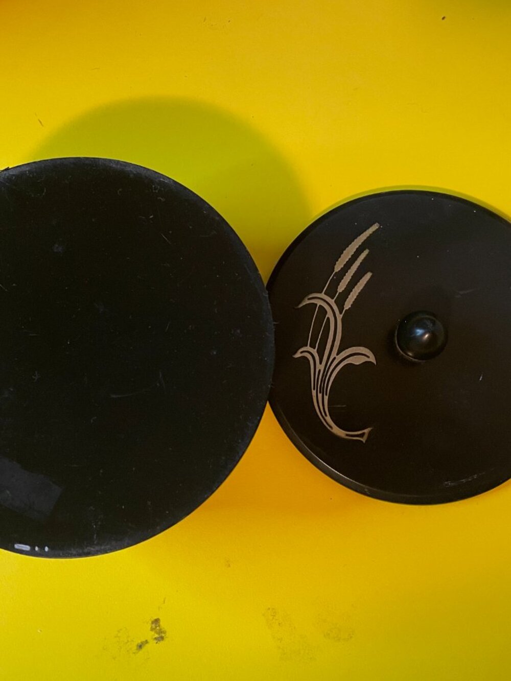VTG Powder Case - Picture 6 of 8